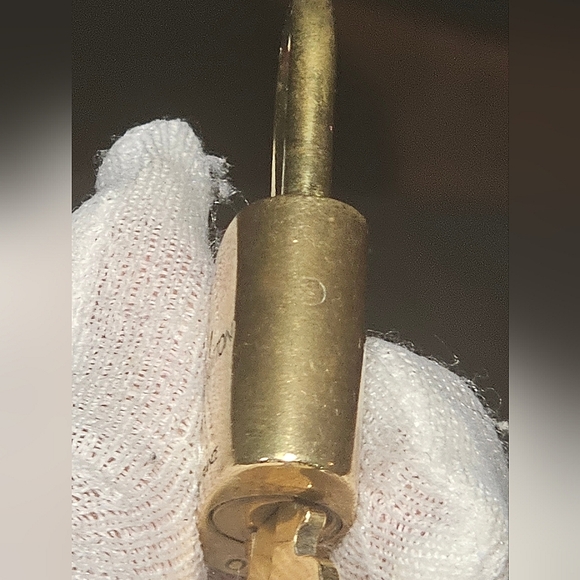 LOUIS VUITTON VINTAGE LOCK & KEY SET #310 - Picture 7 of 10